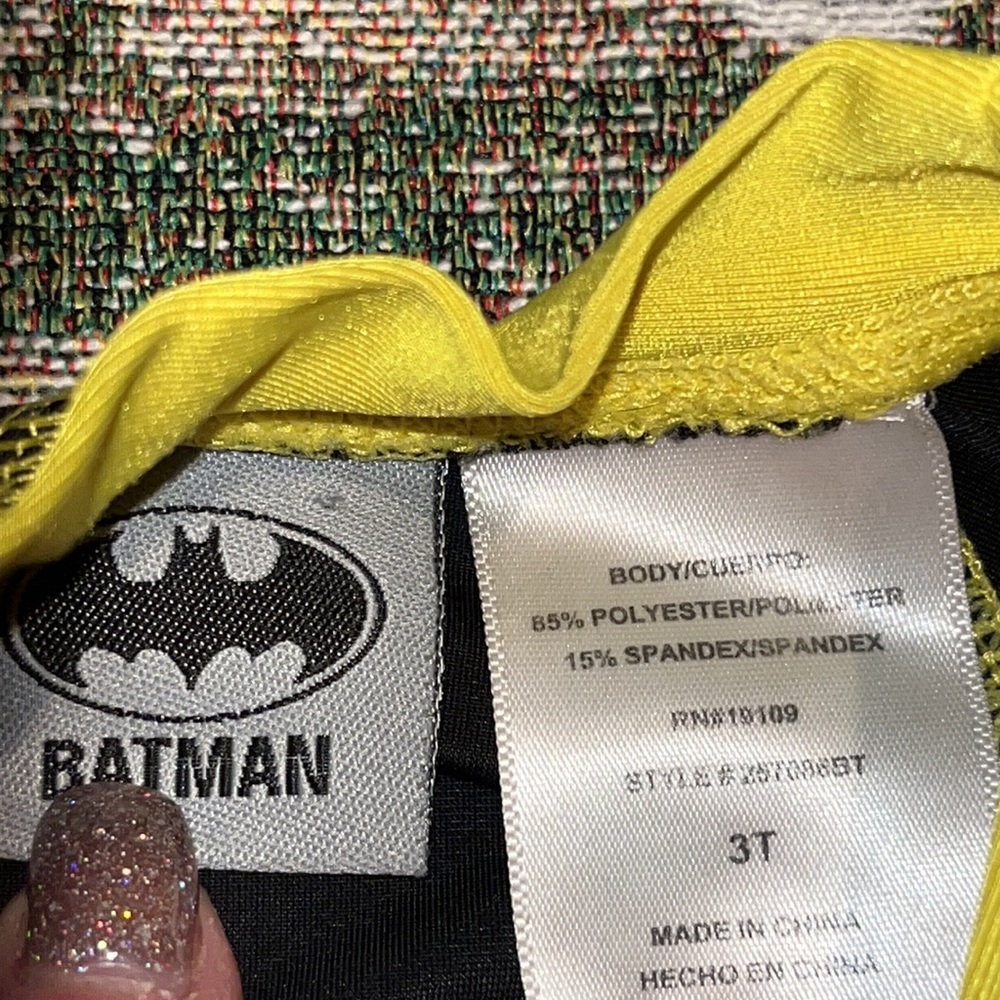 Batman Rash Guard Swim Shirt Boy Size 3T - Picture 4 of 5